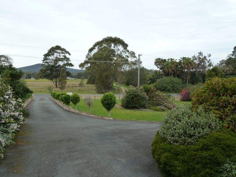 13 Greenview Close, Forster NSW 2428