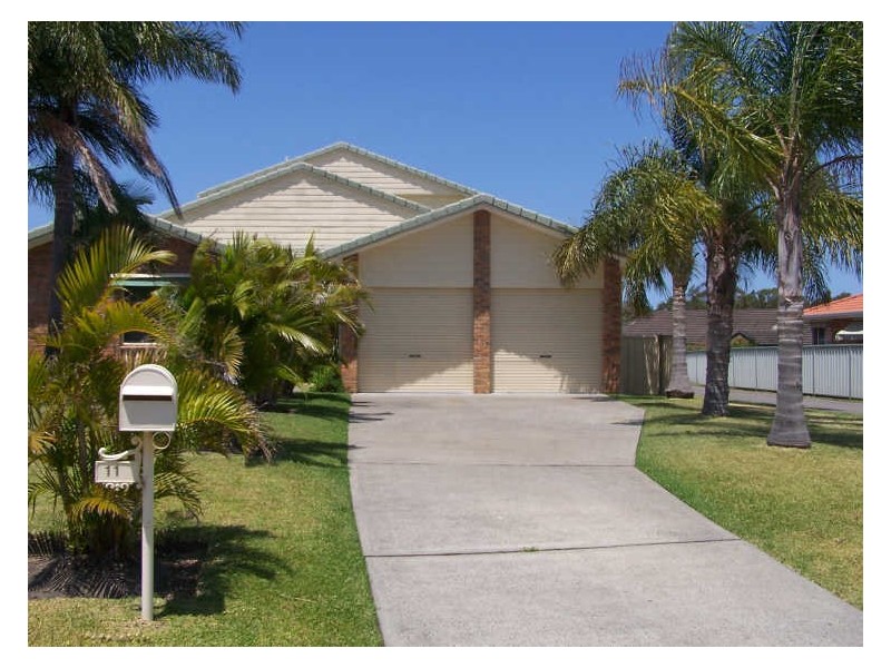 11 Greenview Close, Forster NSW 2428