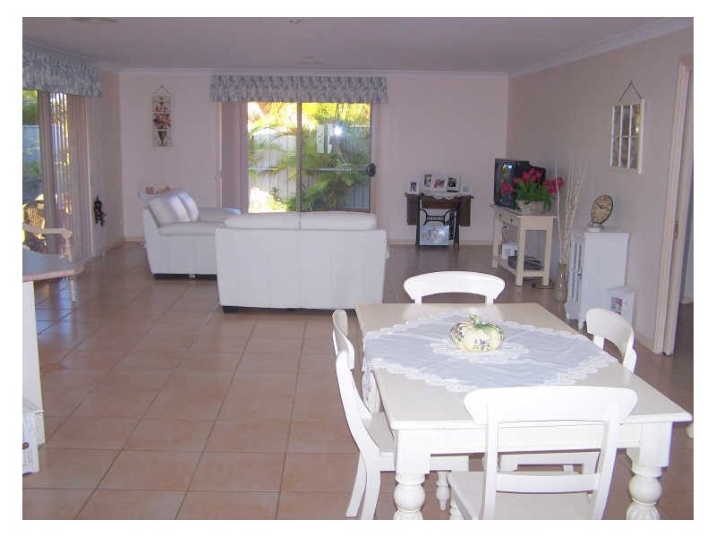 50 Grandis Drive, Tuncurry NSW 2428