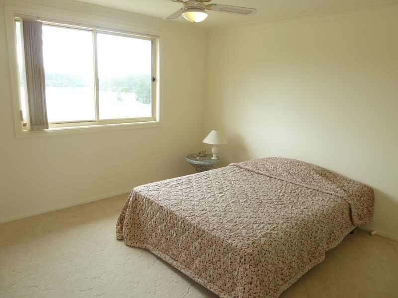 92 Elizabeth Parade, Forster NSW 2428