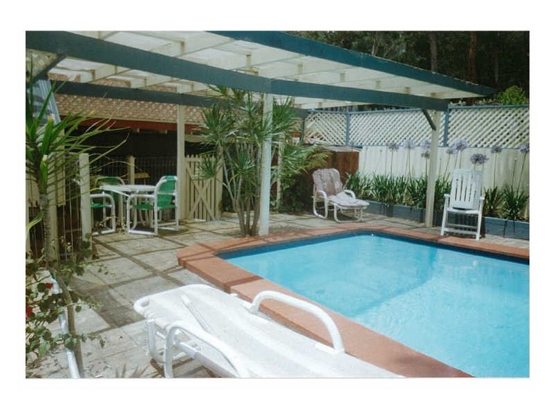 4 Carmona Lane, Forster NSW 2428