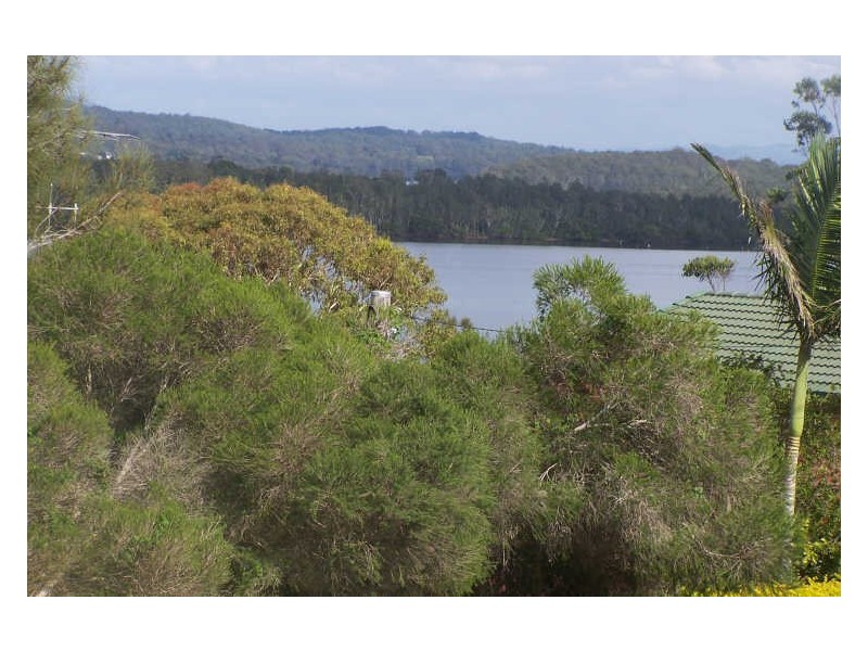 30 Green Point Drive, Green Point NSW 2428