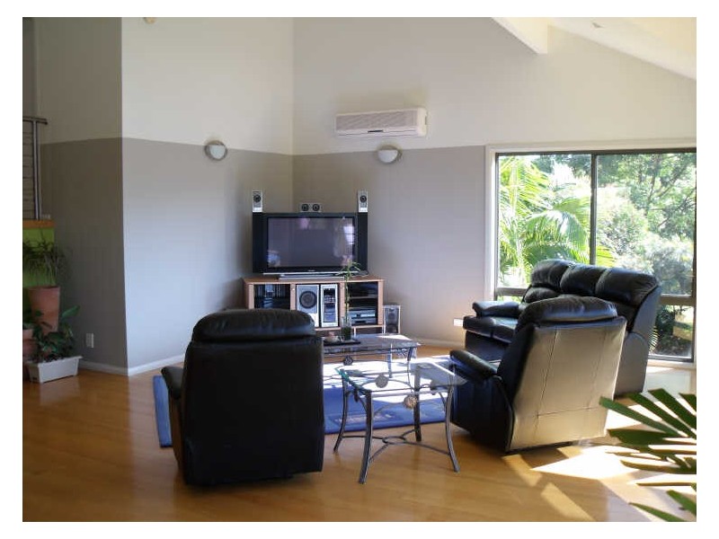 4 The Eagles Nest ‘Tallwoods’, Hallidays Point NSW 2430