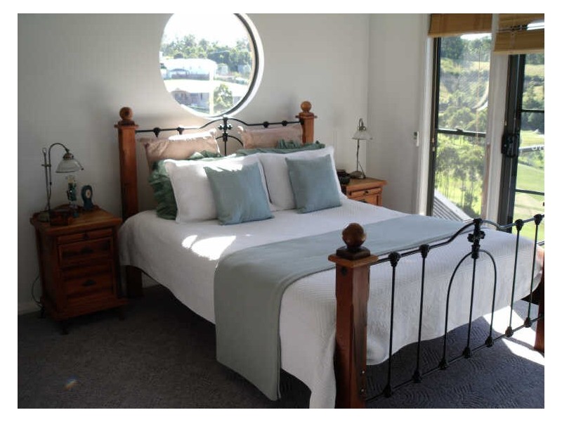 4 The Eagles Nest ‘Tallwoods’, Hallidays Point NSW 2430