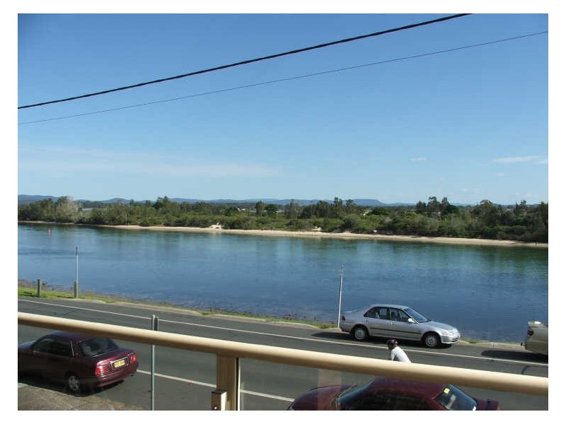 2/40 Little Street ‘Riverside’, Forster NSW 2428