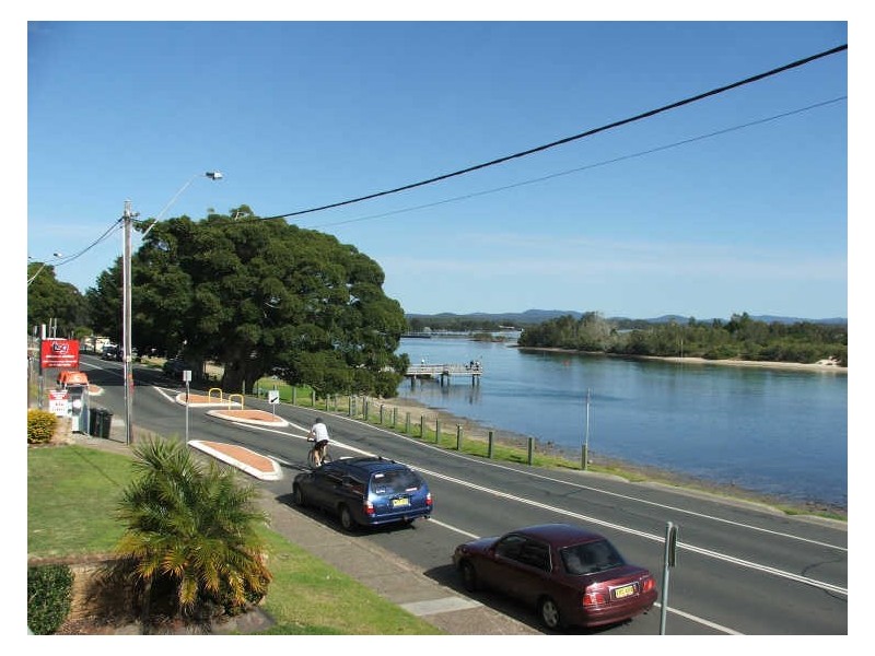 2/40 Little Street ‘Riverside’, Forster NSW 2428