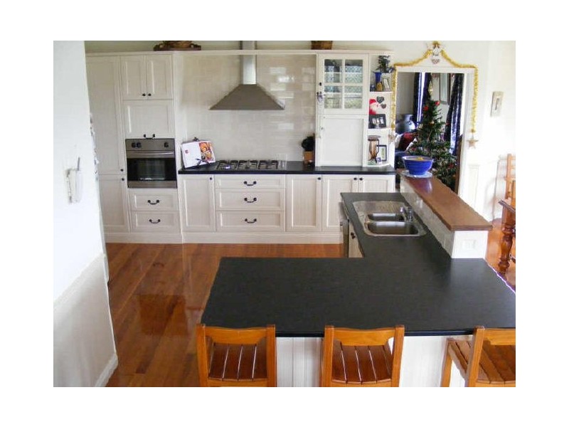 8 Lakeview Way ‘Tallwoods’, Hallidays Point NSW 2430
