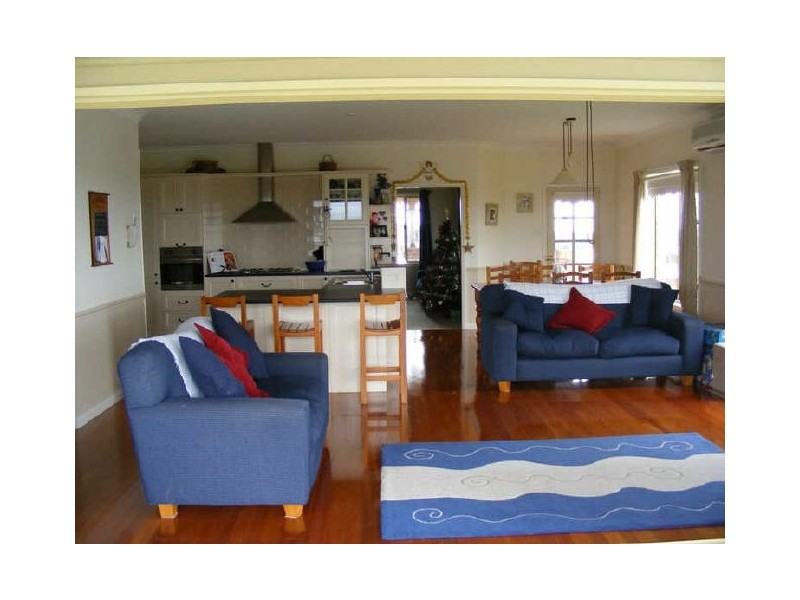 8 Lakeview Way ‘Tallwoods’, Hallidays Point NSW 2430