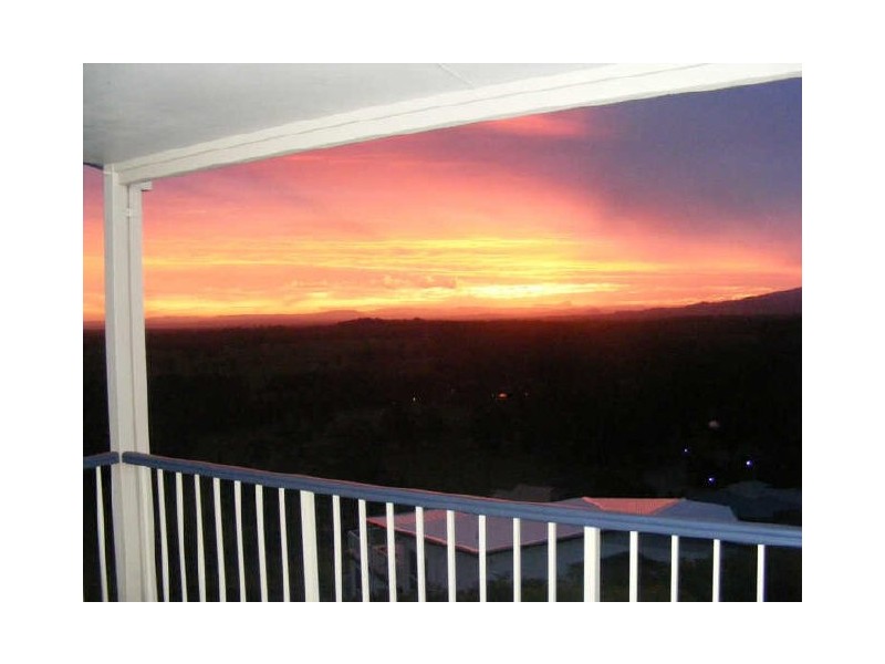 8 Lakeview Way ‘Tallwoods’, Hallidays Point NSW 2430