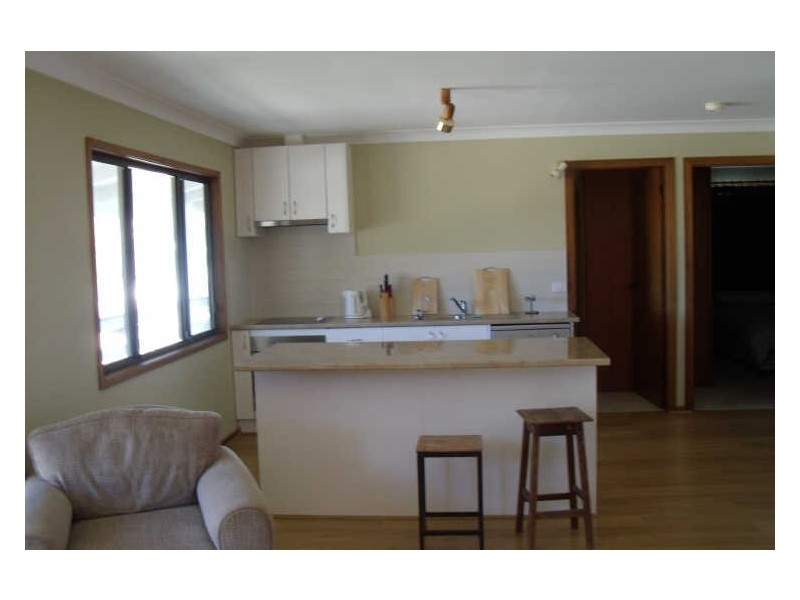 8 Emerald Drive, Diamond Beach NSW 2430