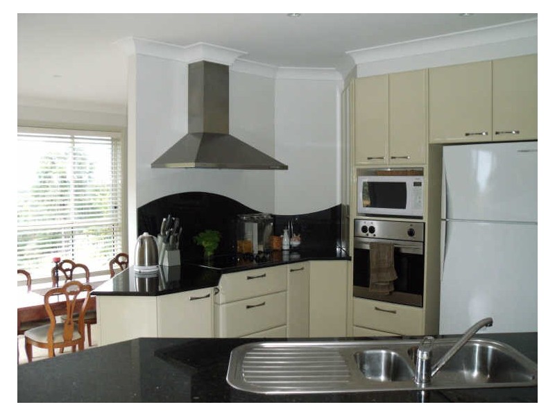 8 The Saddle ‘Tallwoods’, Hallidays Point NSW 2430