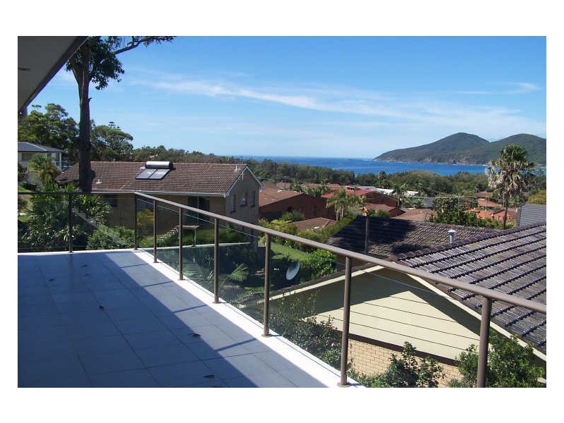 25 Lake Vista Crescent, Forster NSW 2428