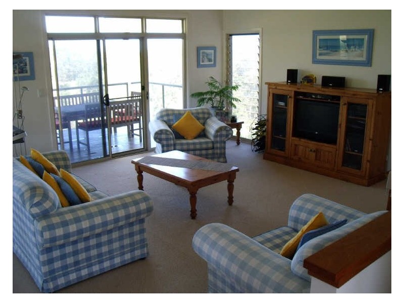 17 Azalea Crescent ‘Tallwoods’, Hallidays Point NSW 2430