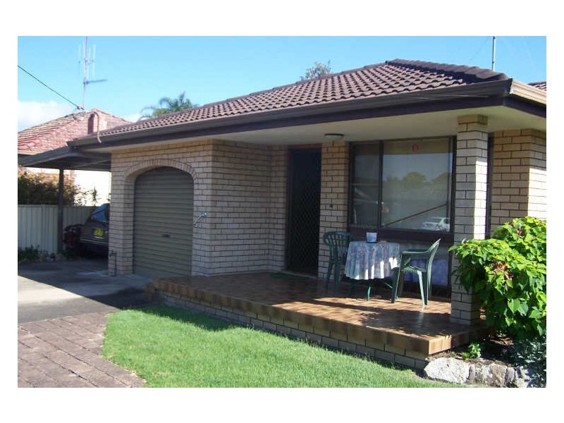 1/23 Robert Street, Forster NSW 2428