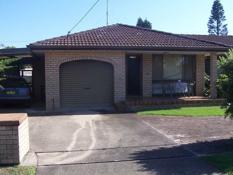 1/23 Robert Street, Forster NSW 2428