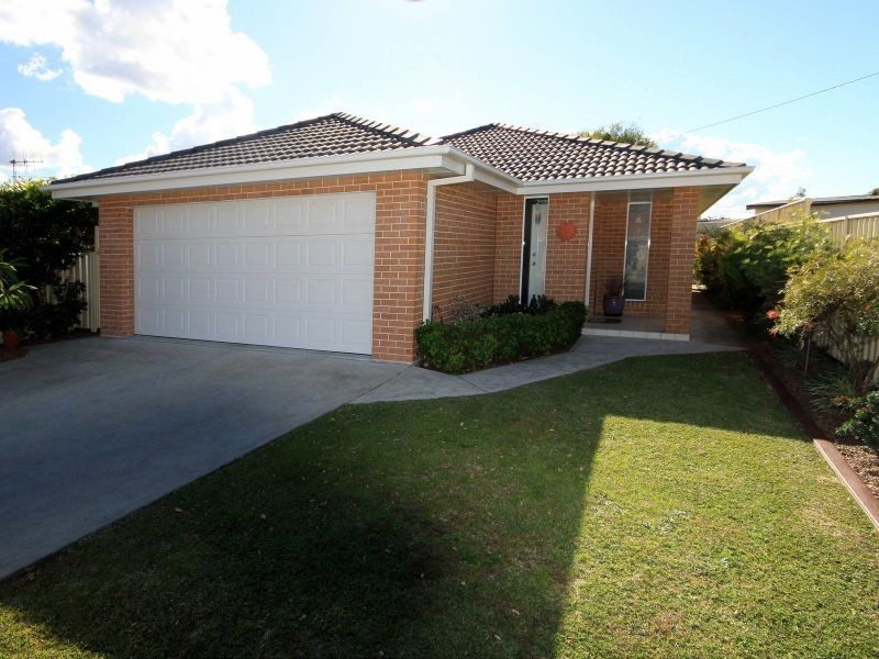 1 Robina Grove, Forster NSW 2428