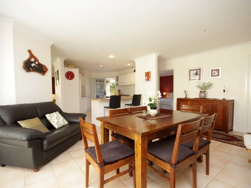 1 Robina Grove, Forster NSW 2428