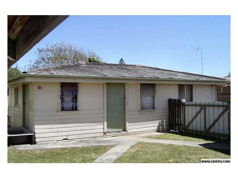 13 Macintosh Street, Forster NSW 2428