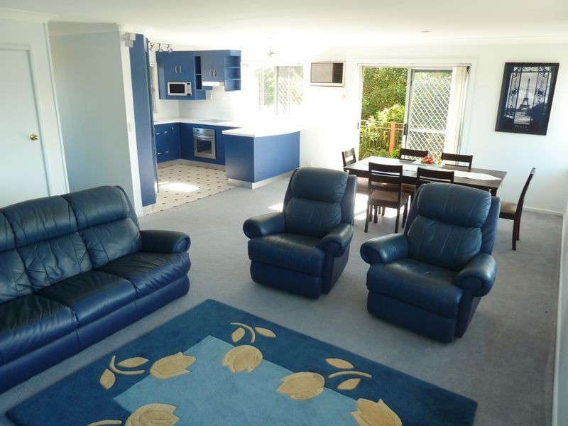 6 Skye Crescent, Forster NSW 2428