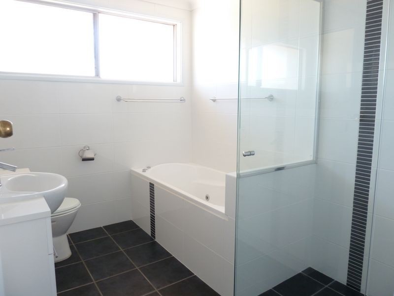 6 Skye Crescent, Forster NSW 2428
