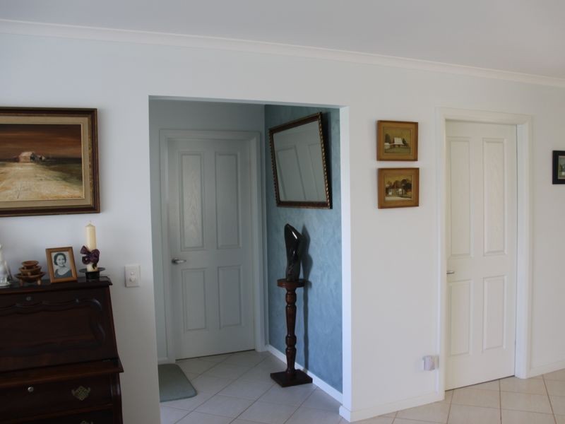 81 Wamara Crescent, Forster NSW 2428