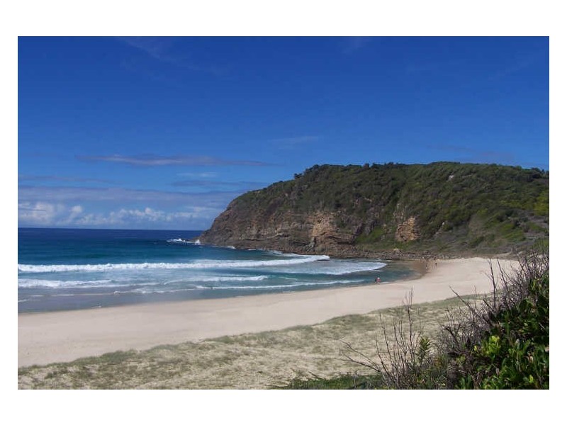 120 Boomerang Drive, Boomerang Beach NSW 2428