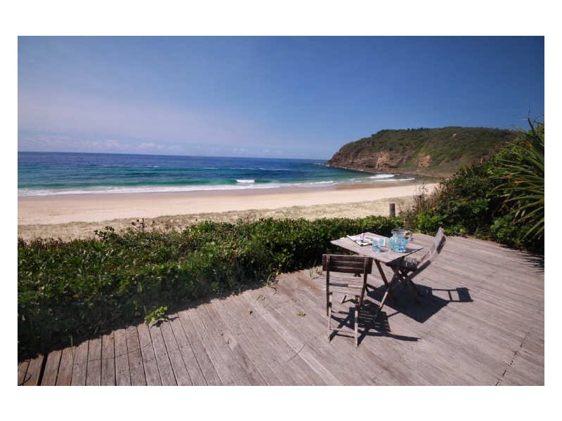 120 Boomerang Drive, Boomerang Beach NSW 2428