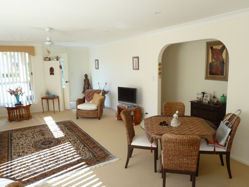 1/3 Michaela Place, Forster NSW 2428