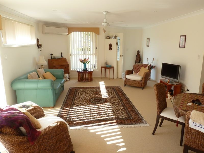 1/3 Michaela Place, Forster NSW 2428