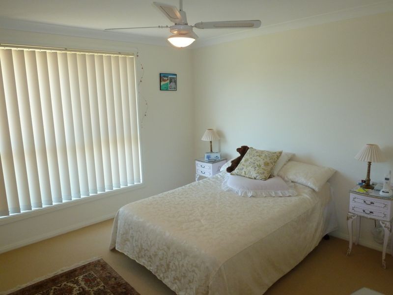 1/3 Michaela Place, Forster NSW 2428