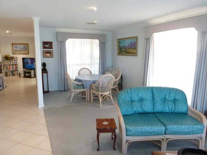 81 Wamara Crescent, Forster NSW 2428