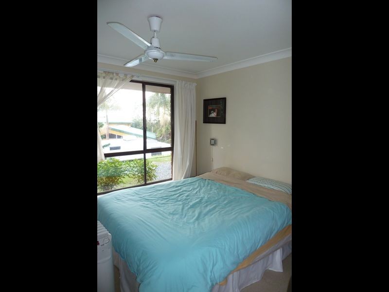 5 Frazer Avenue, Green Point NSW 2428