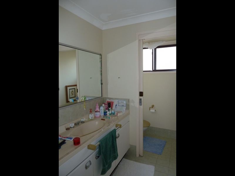 5 Frazer Avenue, Green Point NSW 2428