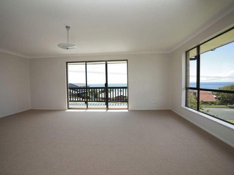 61 Becker Road, Forster NSW 2428