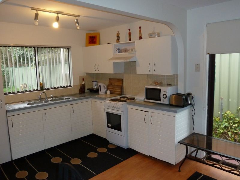 160 Green Point Drive, Green Point NSW 2428