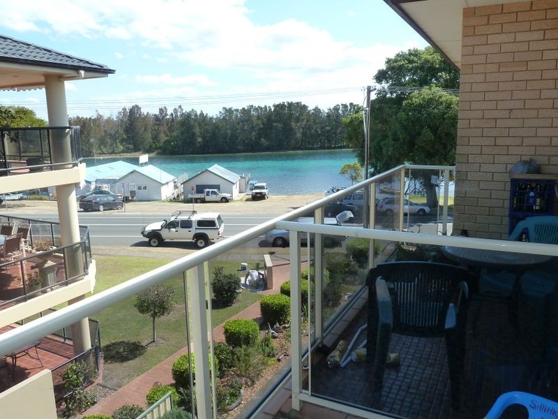 11/82 Little Street ‘Sunlake’, Forster NSW 2428