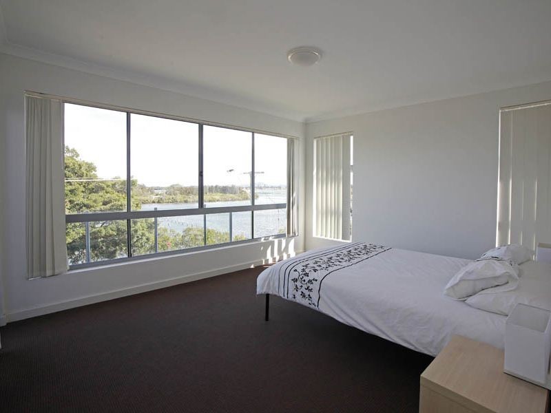 9/152-156 Little Street Reflections, Forster NSW 2428