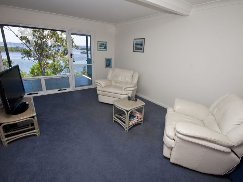47 Green Point Drive, Green Point NSW 2428