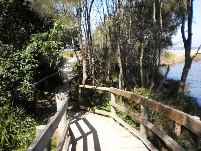 6 Pearl Place, Diamond Beach NSW 2430