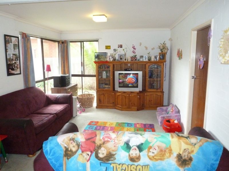 2/14 Robert Street, Forster NSW 2428