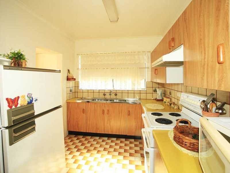2/12 Taree Street ‘Parklane’, Tuncurry NSW 2428