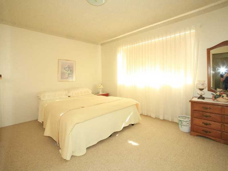 2/12 Taree Street ‘Parklane’, Tuncurry NSW 2428
