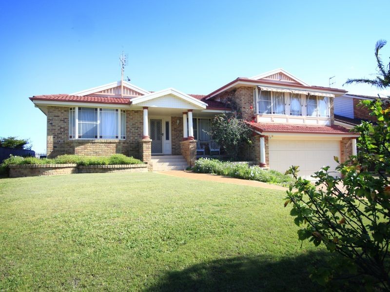 106 Taree Street, Tuncurry NSW 2428