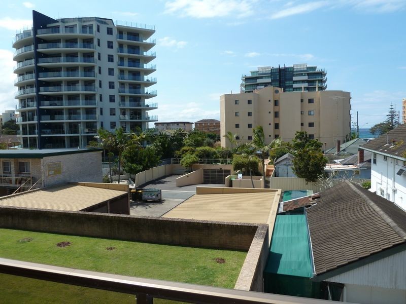 10/15 Wallis Street ‘Sundek’, Forster NSW 2428