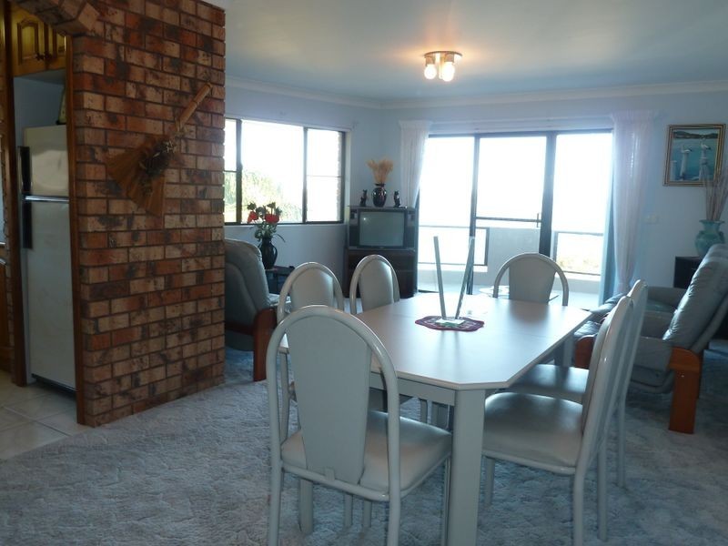 7/72 Little Street ‘Renas Court’, Forster NSW 2428