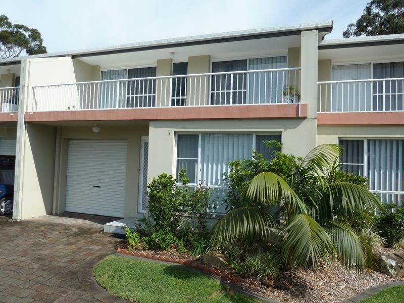 10/112-114 The Lakesway ‘Palmview’, Forster NSW 2428