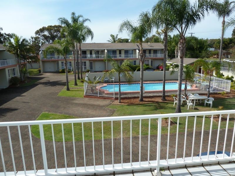 10/112-114 The Lakesway ‘Palmview’, Forster NSW 2428