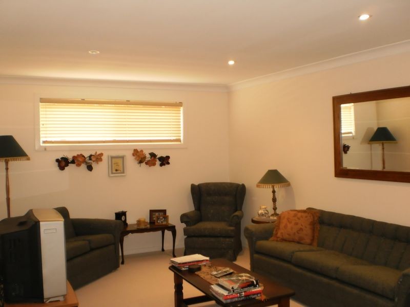 10 Laguna Court, Hallidays Point NSW 2430