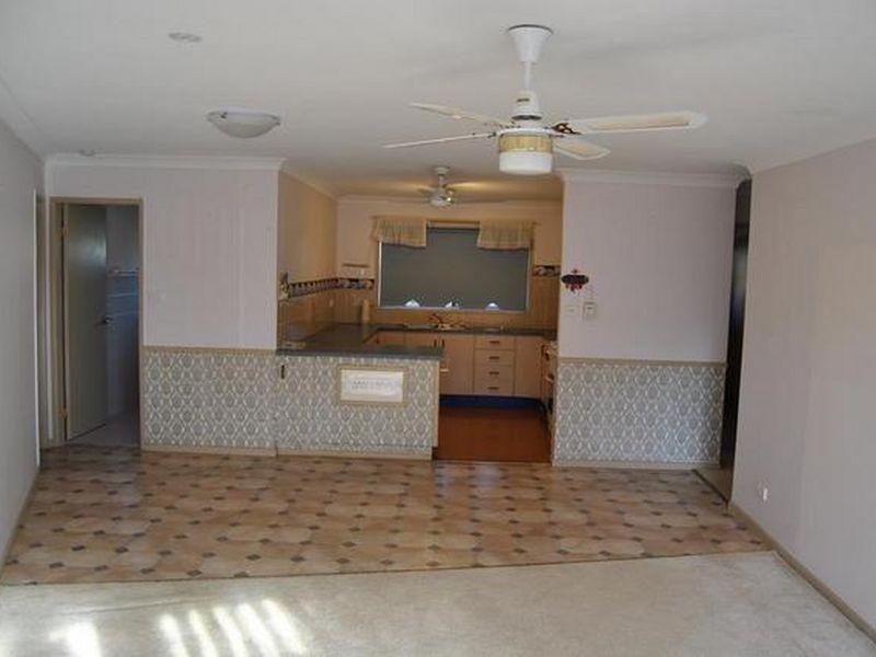 3/4 Pacific Parade, Tuncurry NSW 2428