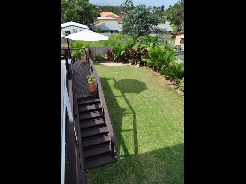 20 Emerald Drive, Diamond Beach NSW 2430